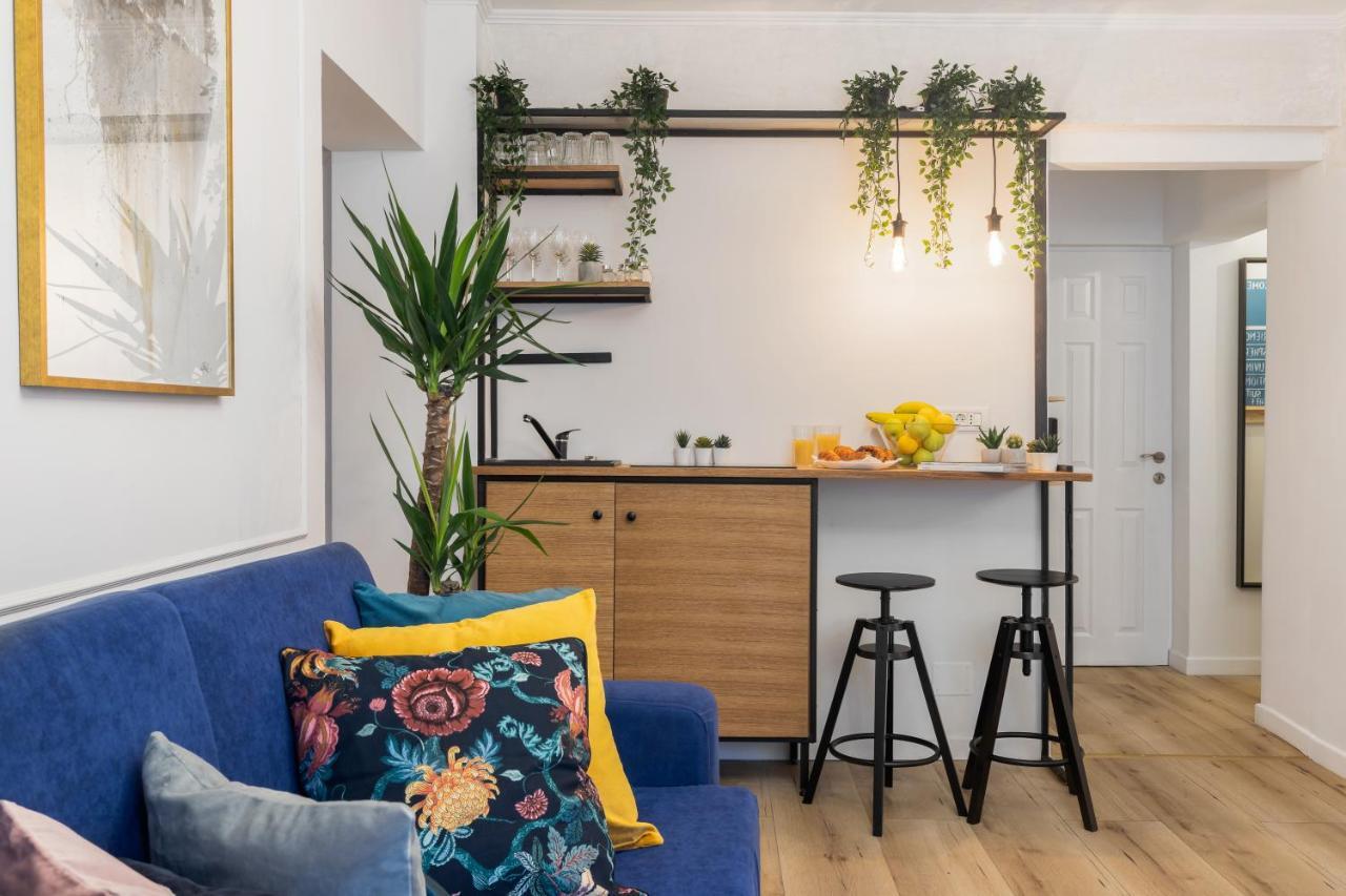 Eclectic 3 Bedroom Calea Victoriei By Urbanesq Bucharest Exterior photo